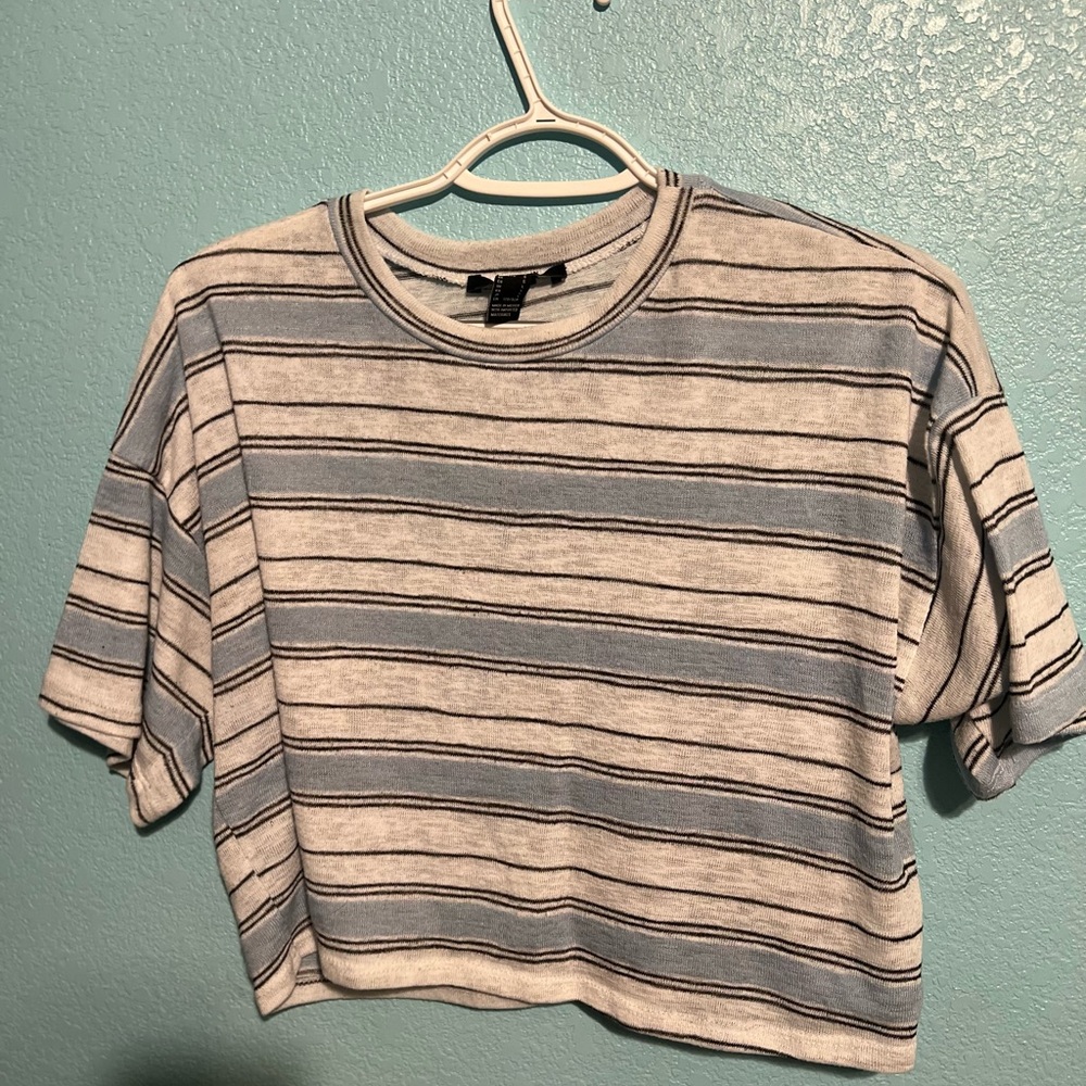 Forever 21 cute blue crop top